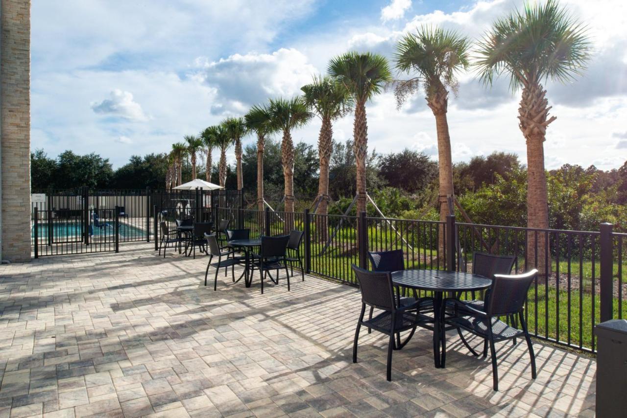 Holiday Inn Express Orlando - South Park By Ihg 윌리엄즈버그 외부 사진