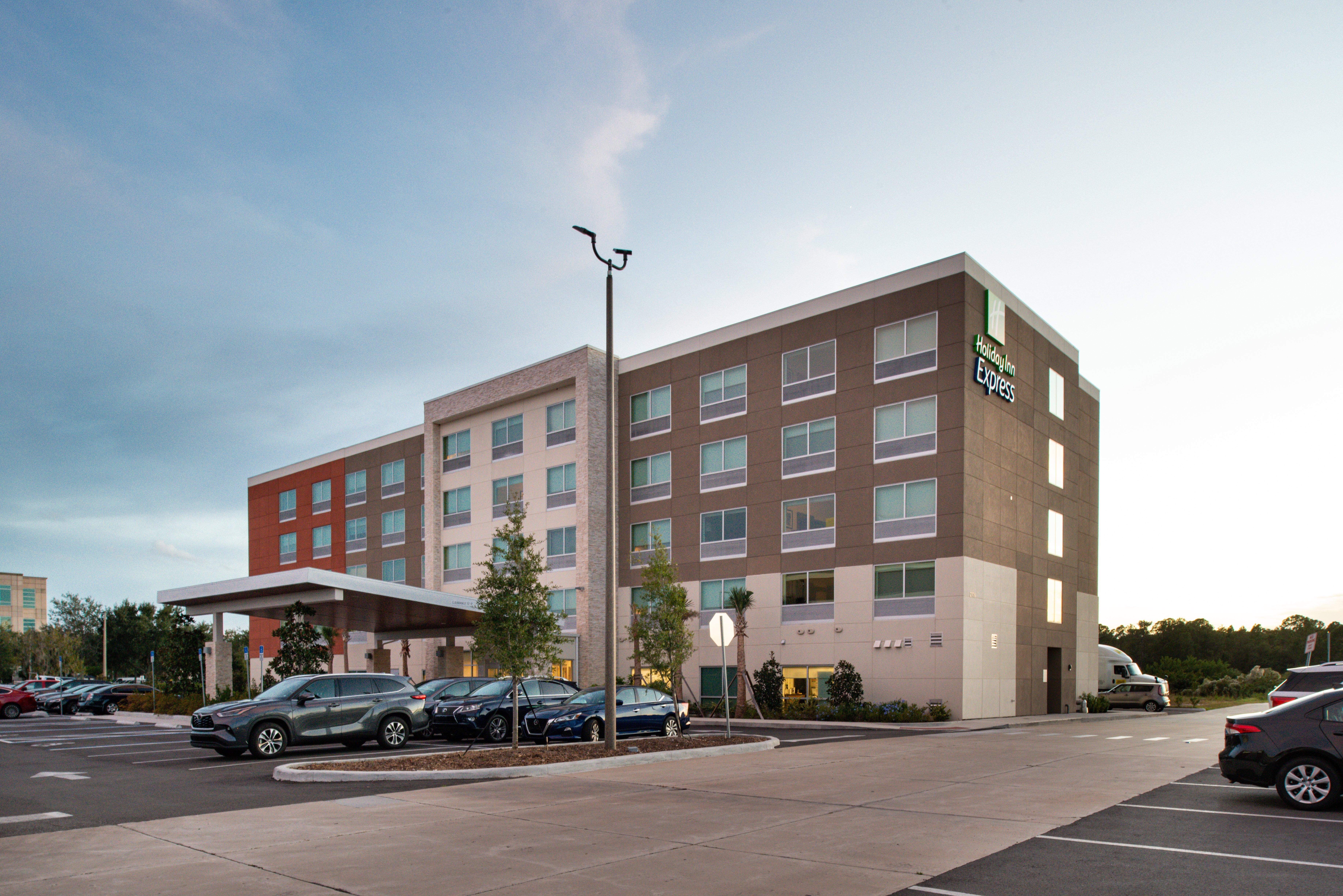 Holiday Inn Express Orlando - South Park By Ihg 윌리엄즈버그 외부 사진